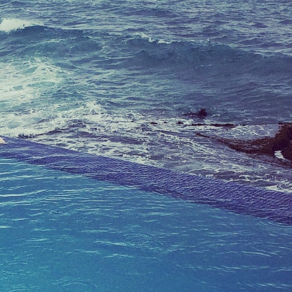 Meet your Posher, J - Picture 1 of 1